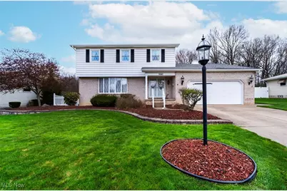 3060 Shalisma Drive, Youngstown, OH 44509 - Photo 1