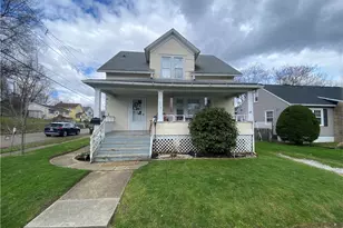 714 N Summit St, Barberton, OH 44203 - Photo 1