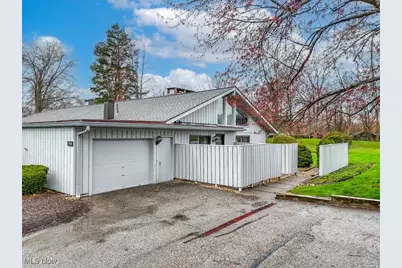 706-39 Claridge Lane, Aurora, OH 44202 - Photo 1