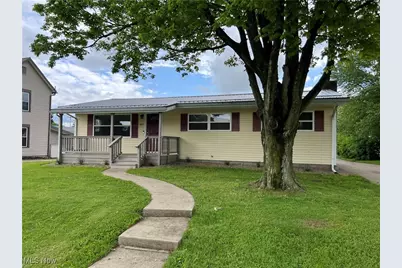 863 2nd Street SE, New Philadelphia, OH 44663 - Photo 1