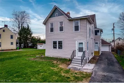 10501 Park Heights Avenue, Garfield Heights, OH 44125 - Photo 1