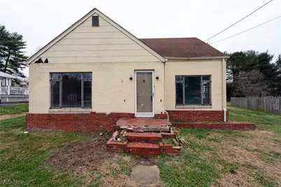 102 Woodrow Street, Marietta, OH 45750 - Photo 1