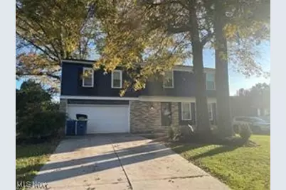 552 Saint Lawrence Boulevard, Eastlake, OH 44095 - Photo 1