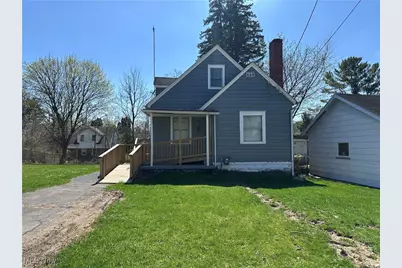 645 W Ravenwood Avenue, Youngstown, OH 44511 - Photo 1