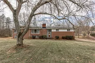4738 Buhl Blvd, Uniontown, OH 44685 - Photo 1