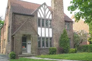 18431 Newell Rd, Huber Heights, OH 44122 - Photo 1