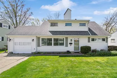 3060 Scott Street, Cuyahoga Falls, OH 44223 - Photo 1