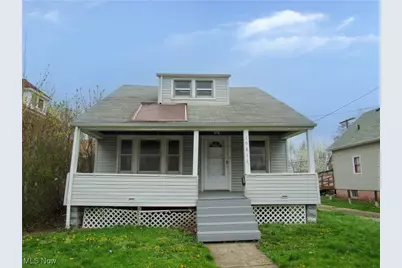 19811 Pawnee Avenue, Loveland, OH 44119 - Photo 1