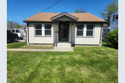 121 Shelton Boulevard, Eastlake, OH 44095 - Photo 1