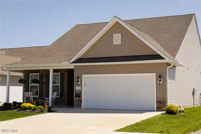 601 Cedar Crest Drive, Elyria, OH 44035 - Photo 1