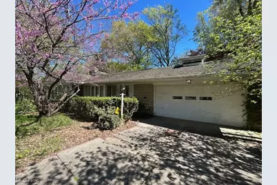 1081 Carver Road, Cleveland Heights, OH 44112 - Photo 1
