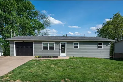 380 Belavista Drive, Marietta, OH 45750 - Photo 1