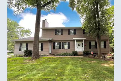 8602 Wedgewood Avenue NW, North Canton, OH 44720 - Photo 1