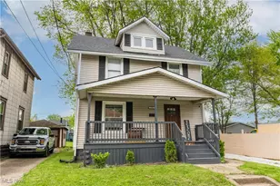 1726 Edwards Ave NE, Canton, OH 44705 - Photo 1