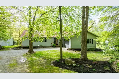 8584 Fisher Road, Diamond, OH 44412 - Photo 1