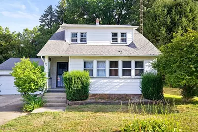 3035 20th Street NW, Canton, OH 44708 - Photo 1