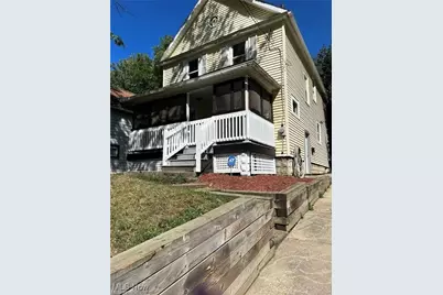 27 E Emerling Avenue, Akron, OH 44301 - Photo 1