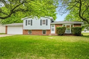 2345 Zircon St NE, Canton, OH 44721 - Photo 1