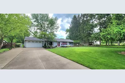 796 Chenook Trail, Macedonia, OH 44056 - Photo 1