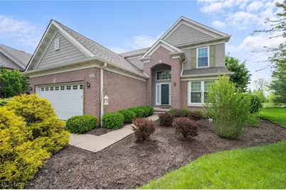 758 Sandlewood Drive, Chagrin Falls, OH 44023 - Photo 1