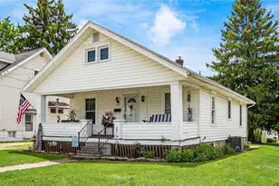 816 Eppley Ave, Zanesville, OH 43701 - Photo 1