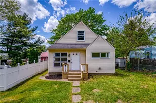 1619 Struble Ave NE, Canton, OH 44705 - Photo 1