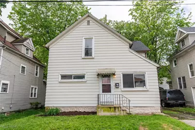 560 Nash Street, Akron, OH 44306 - Photo 1