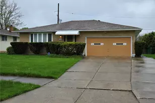 5606 Carlton Dr, Huber Heights, OH 44146 - Photo 1