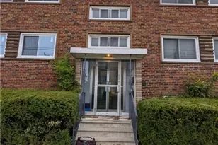 17802 Lakeshore Blvd, Loveland, OH 44119 - Photo 1