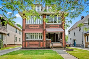 1563 Ridgewood Ave, Oakwood, OH 44107 - Photo 1