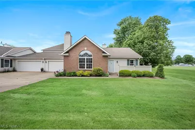 7572 Monterey Bay Drive #1, Mentor on the Lake, OH 44060 - Photo 1