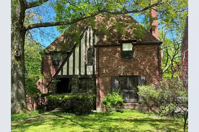 16215 Oakhill Road, East Cleveland, OH 44112 - Photo 1
