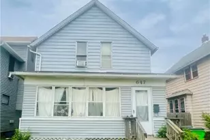 647 Wooster Rd W, Barberton, OH 44203 - Photo 1