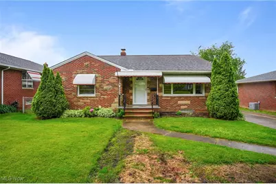 304 E Dresden Avenue, Akron, OH 44301 - Photo 1