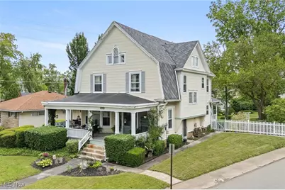 819 Center Street, Ashland, OH 44805 - Photo 1
