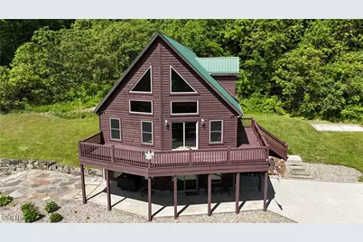 693 Evening Star Avenue SE, East Canton, OH 44730 - Photo 1