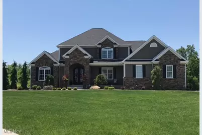 3327 Hampton Hall, Poland, OH 44514 - Photo 1