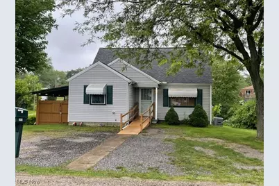2410 Perry Drive SW, Canton, OH 44706 - Photo 1