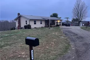 3428 E Hooppole Ridge Rd NE, McConnelsville, OH 43756 - Photo 1