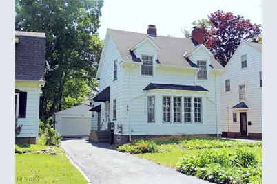 895 Caledonia Avenue, Cleveland Heights, OH 44112 - Photo 1