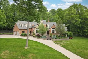 1798 Great Run Ln, Akron, OH 44333 - Photo 1