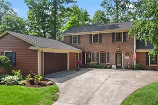 177 N Park Dr, Aurora, OH 44202 - Photo 1