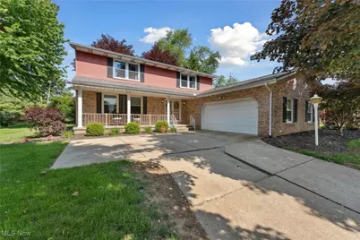 4518 Woodland Avenue NW, Canton, OH 44709 - Photo 1