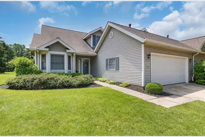 621 Derby Run, Willoughby Hills, OH 44092 - Photo 1