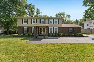 2911 Lee Rd, Huber Heights, OH 44120 - Photo 1