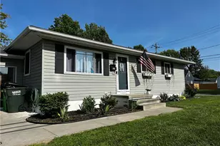 215 Fenton Ave, Mogadore, OH 44260 - Photo 1