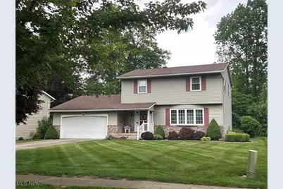 462 Farr Avenue, Wadsworth, OH 44281 - Photo 1