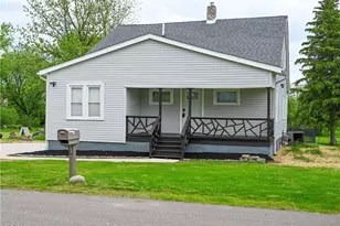 2948 Maple Ave NE, Canton, OH 44714 - Photo 1