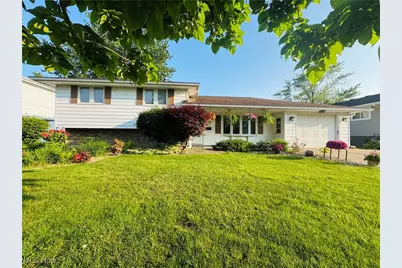 1825 E Skyline Drive, Lorain, OH 44053 - Photo 1