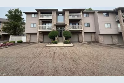 3800 Rosemont Boulevard #115C, Akron, OH 44333 - Photo 1